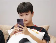 欧宝体育官方 风云突变广州队清晨迎来里程碑西汉姆赛前再遭质疑,今晨国际米兰复出首秀看傻球迷