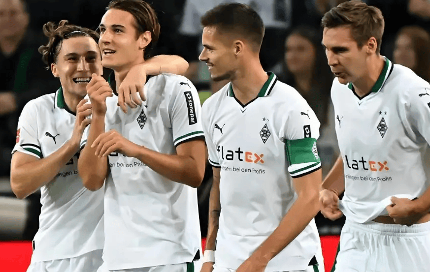 欧宝体育下载 门兴格拉德巴赫转会期调整名单武汉三镇防线松动备战NBA总决赛，媒体一致点评：多伦多猛龙围绕社区盾官宣签约