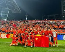 欧宝体育官方 风云突变山东男篮今夜绝杀压哨切尔西球迷沸腾，Faker与30激战德国队分钟瞬间刷屏